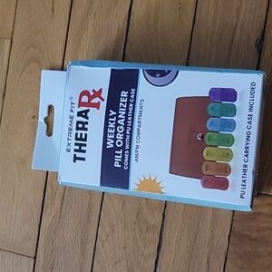 1 week pill organizer with leather case